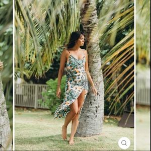 NWT XIX Palms Havana Slit Midi Dress